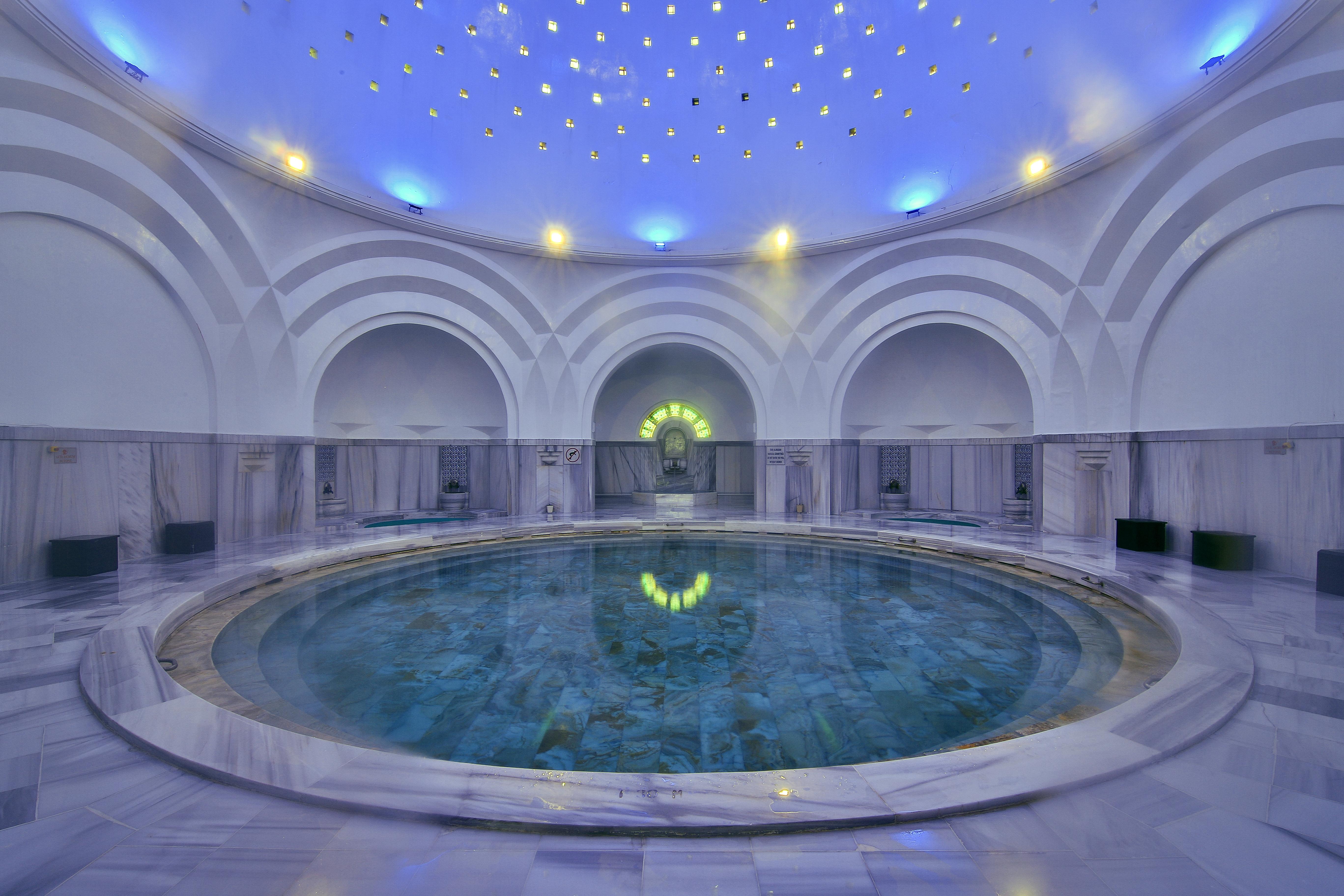 Hotel Celik Palas Convention Center & Thermal Spa Bursa Exterior foto The interior of the spa