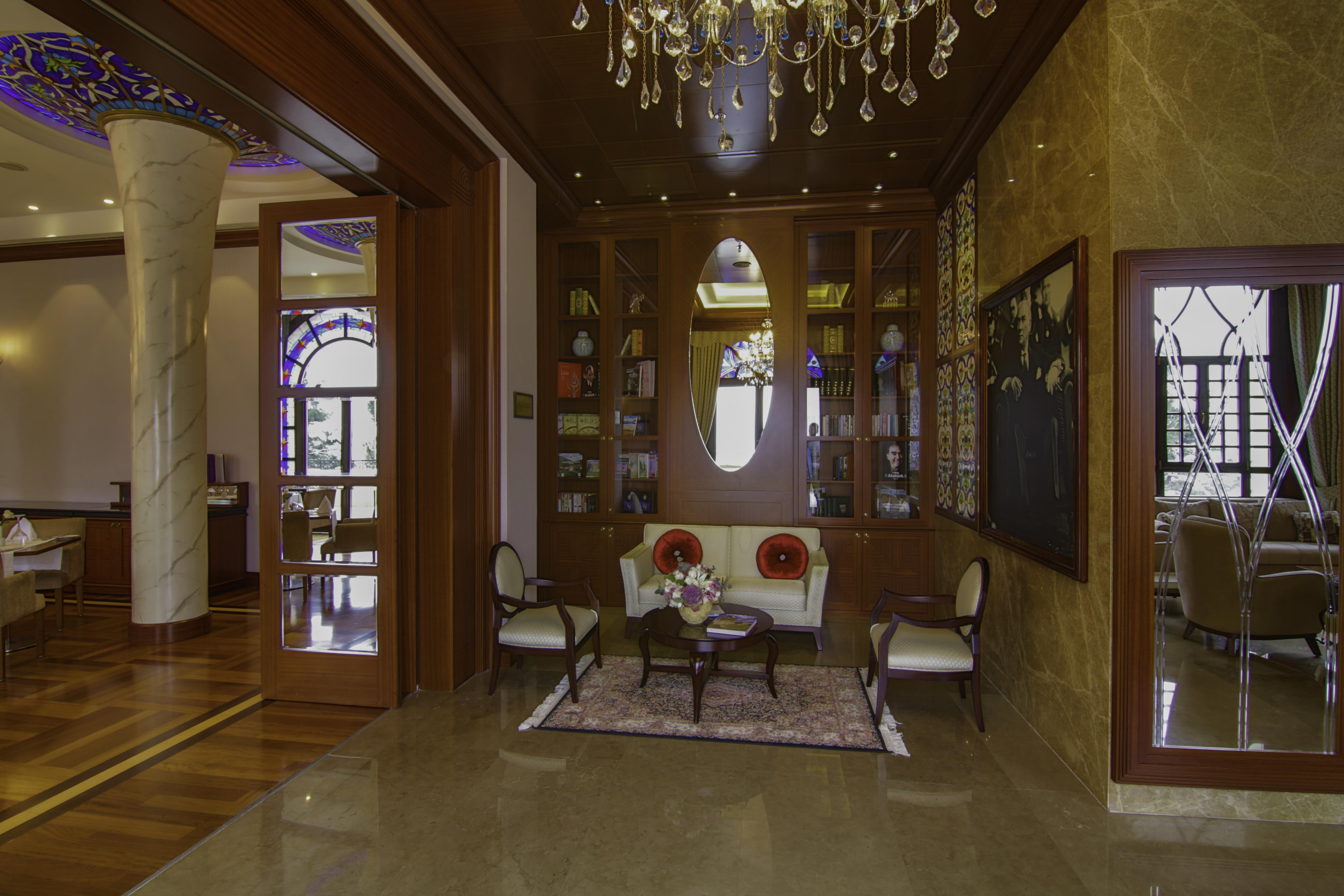 Hotel Celik Palas Convention Center & Thermal Spa Bursa Exterior foto Interior of the hotel